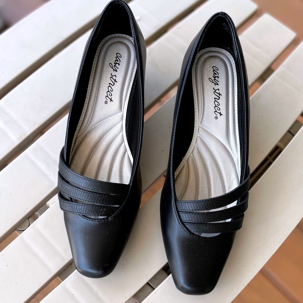 Easy Street Entice Black Asymmetrical Square Toe Pumps Heels Women's 6N NWB - Picture 2 of 12